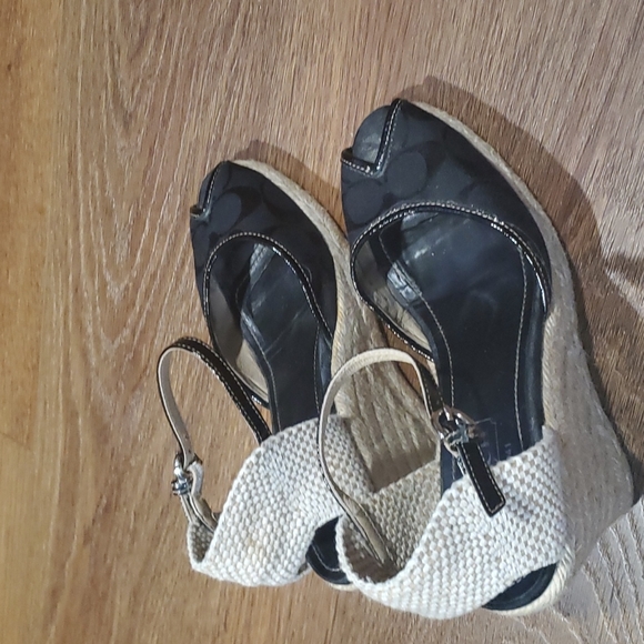 COACH KIMMY logo wedge.    #4848 - Picture 6 of 12